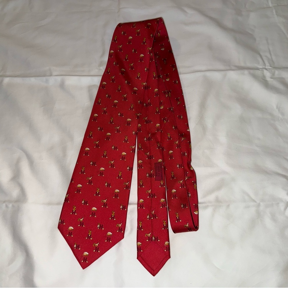 Hermes men’s 100% silk tie